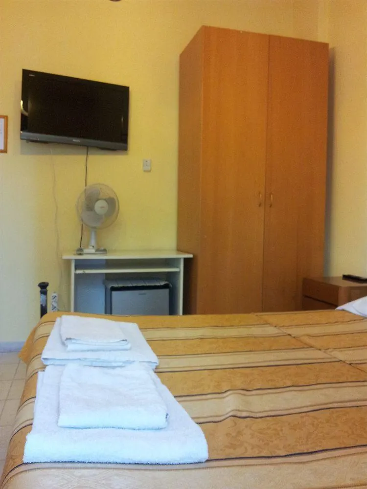Testa Gioacchino B&B 3*, Rome